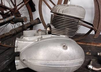 Silnik MZ ES250/0 Jaskółka