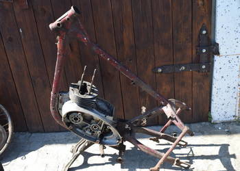 JAWA 250model 353 z amperomierzem rama + kartery