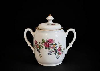 Porcelanowa cukiernica vintage – Romantyczny motyw róż i ptaszków, Cottagec