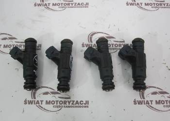 Audi A4 VW 1.8 TB BFB 163KM 07r wtryskiwacz paliwa 06B133551M