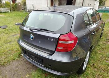 Bmw e87 tylna klapa w kolor sparkling graphite metallic. Idealna