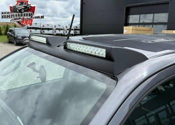 Przedni spoiler dachowy - oświetlenie LED Toyota Hilux 2015+
