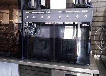 Dystrybutor do wina, nalewak do wina, chłodniczy automat na 8 butelek