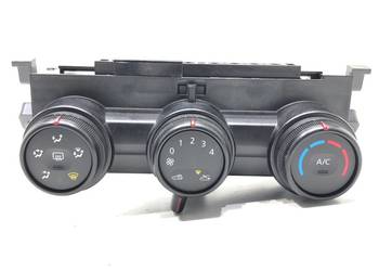 PANEL STEROWANIA NAWIEWU DACIA DUSTER T679803 Hatchback KONSOLA