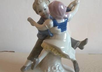 Figurka Porcelanowa Lippelsdorf GDR Porcelana