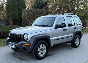 Jeep Cherokee KJ Liberty 2.4b 147km 4x4 2004r Manual Anglik V5C Hak Jeep Cherokee KJ Liberty 2.4b 147km 4x4 2004r Manual Anglik V5C Hak