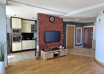 Apartament 98m2 z tarasem /Garaż