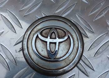 Toyota - dekielek felgi