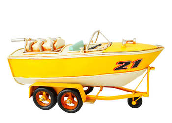 Metalowy pojazd łódź na przyczepie stara retro dekoracja