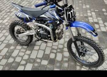 Cross Barton 125
