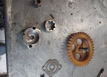 Yamaha YZF 125 pompa oleju olejowa wirnik obudowa pompy YZF125 mt125 Mt