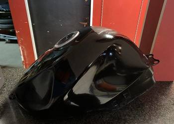 Kawasaki ZX6R ZX-6R Zbiornik Paliwa kranik korek wlewu Bak A734