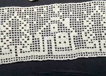 Ozdoba szydełkowa ,firanka / choinki domek / ok.90 x 26 cm