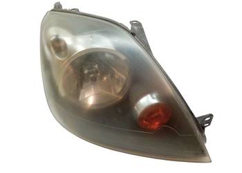 LAMPA PRZÓD PRAWA EU  Ford Fiesta Mk6 (2002-2008)