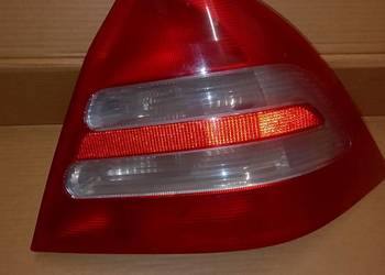 Lampa Tył Mercedes C-Klasa Prawa 2038200264
