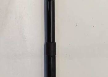 VOLVO XC40 SIŁOWNIK KLAPY BAGAŻNIKA PRAWY 32384409