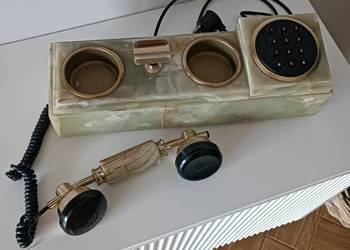 Antyk telefon z kamienia włoski