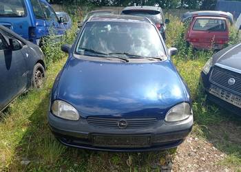 Opel Corsa 1,4 44 kW 1993 r. dawca części