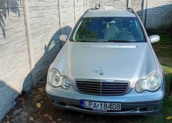 Mercedes Benz C klasa w203 uszkodzony