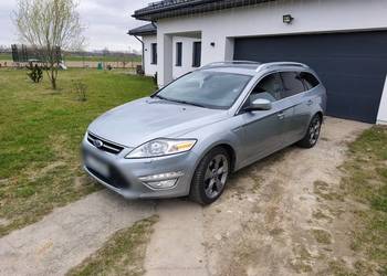 Śliczne niezawodne Mondeo 2.0 TDCi podniesione na 185km