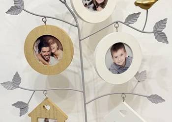 Ramka na zdjęcia w kształcie drzewka.