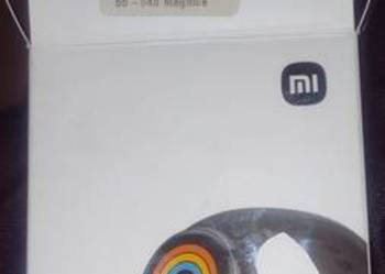 Sprzedam uszkodzoną opaskę opaska sportowa sportową MiBand 8 
Przestała dzi