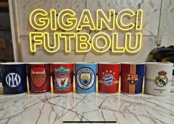 Zestaw prezentowy dla kibica piłki nożnej 7 kubków dla niego Real, Barcelon