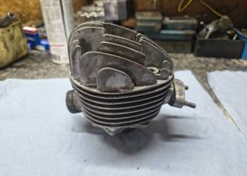 Cylinder głowica tłok komar sztywniak motorynka