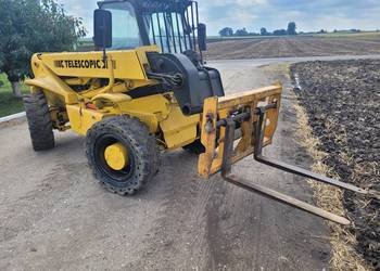 Ładowarka teleskopowa JCB 525 oborówka