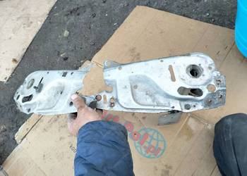 AUDI 80 B4 80B4 PRZEDNI PAS OKULAR