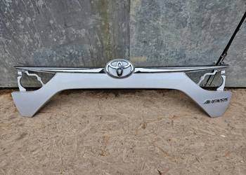 TOYOTA AVENSIS T29 SEDAN BLENDA KLAPY BAGAŻNIKA 76811-05110