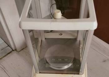 Sprzęt Laboratoryjny -Waga,Mieszadło magnetyczne, mieszadło analogowe