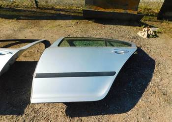 octavia II sedan drzwi nr 41162 WYSYŁKA octavia II sedan drzwi nr 41162 WYSYŁKA