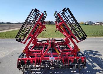 Agregat uprawowy EXPOM LECH 5,6 m (Agro-Masz, Unia Kombi, Rolmako) 5.6 m