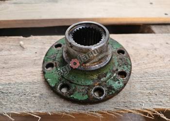 Łącznik wału FWD John Deere 3040, 2140, 3140