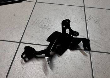 Stelaż mocowanie pompy ABS Yamaha X-Max 125 250 09-13