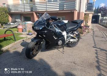 YAMAHA R6