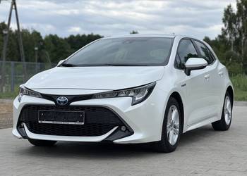 Toyota Corolla Hatchback 1.8 Hybrid 2020 – Idealny stan – Perła – Bezwypadk
