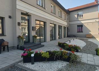 Nowy lokal usługowy 32m2, blisko Rynku 100m