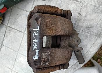 Zacisk hamulcowy peugeot 307 przód lewy