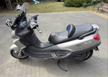 Skuter Piaggio X500 rok 2002 zarejestrowany