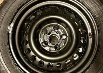 Oryginalne koło stalowe Mercedes W126 7Jx15 H2  po renowacji