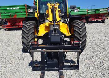Ładowarka przegubowo-teleskopowa JCB TM320