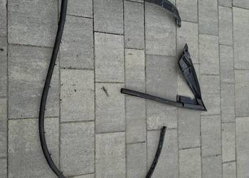 Uszczelka drzwi szyby lewy przód renault laguna III 3 coupe 803310016R