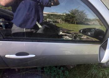 NISSAN PRIMERA p12 listwa zgarniaja parapet przod tył