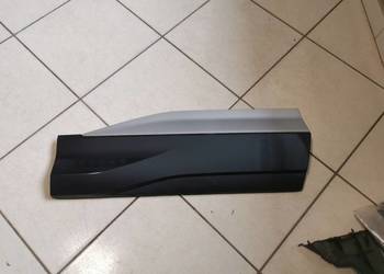 Audi Q4 E-tron listwa drzwi 89A853970