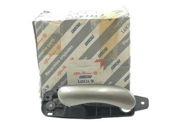 KLAMKA DRZWI PRAWY PRZÓD FIAT STILO 2001-2004 / 71719110 KLAMKA DRZWI PRAWY PRZÓD FIAT STILO 2001-2004 / 71719110