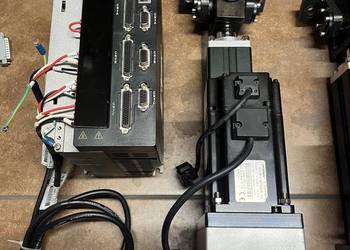 YDL-9D/5D0 (VR02) Serwonapędy DORNA 750 W z przekładniami – 3 szt. + ster.