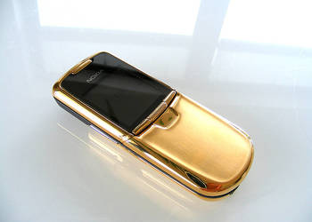 Nokia 8800 Gold 24k (ochrona danych i rozmów)