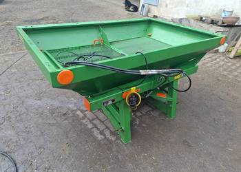 Rozsiewacz do nawozów Amazonen za-x 902